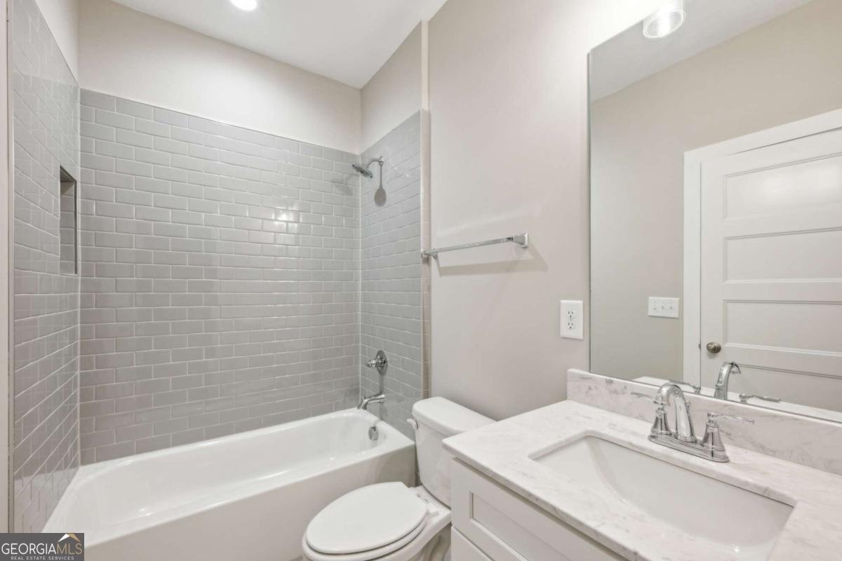 1095 Tucker Avenue Atlanta - 6