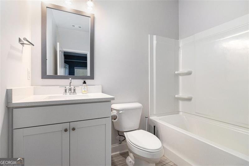 3352 MONARCH Avenue Duluth - 24