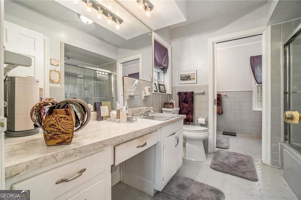 3074 Cascade Road Atlanta - 31