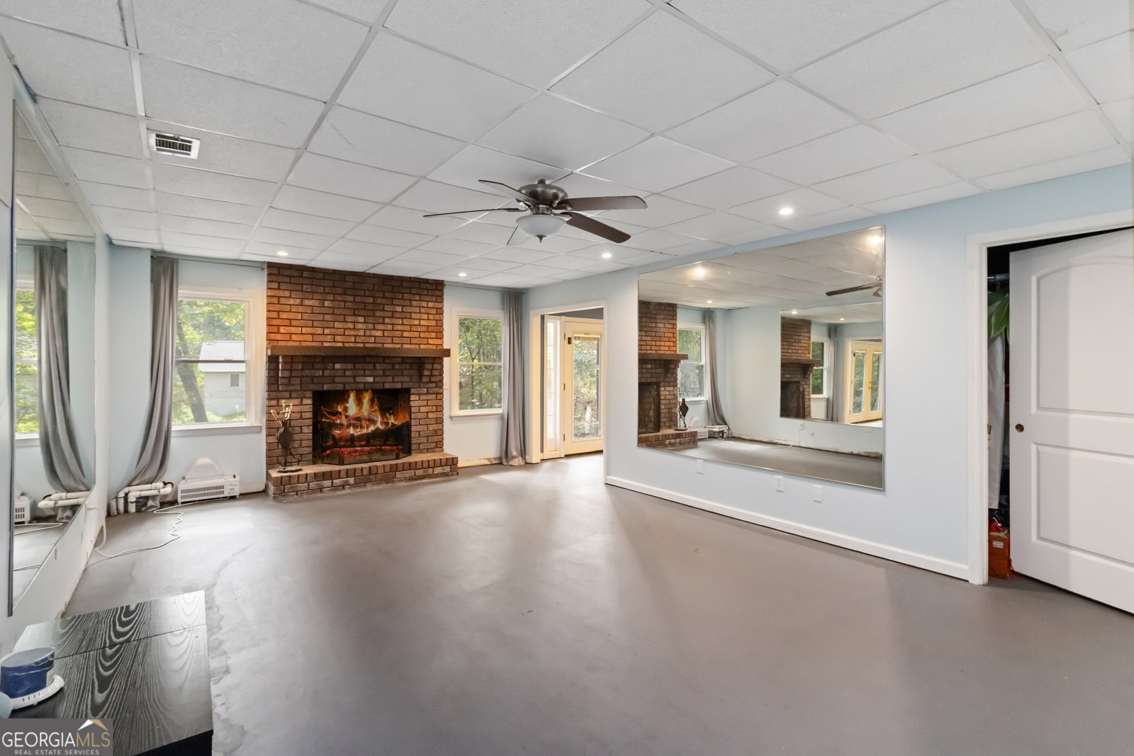 1114 WIND HILL Lane Marietta - 24