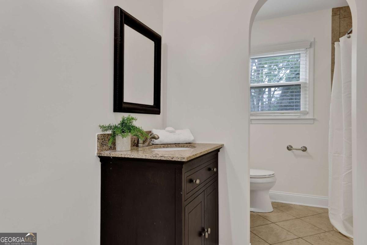 5176 Ashford Court Lilburn - 17