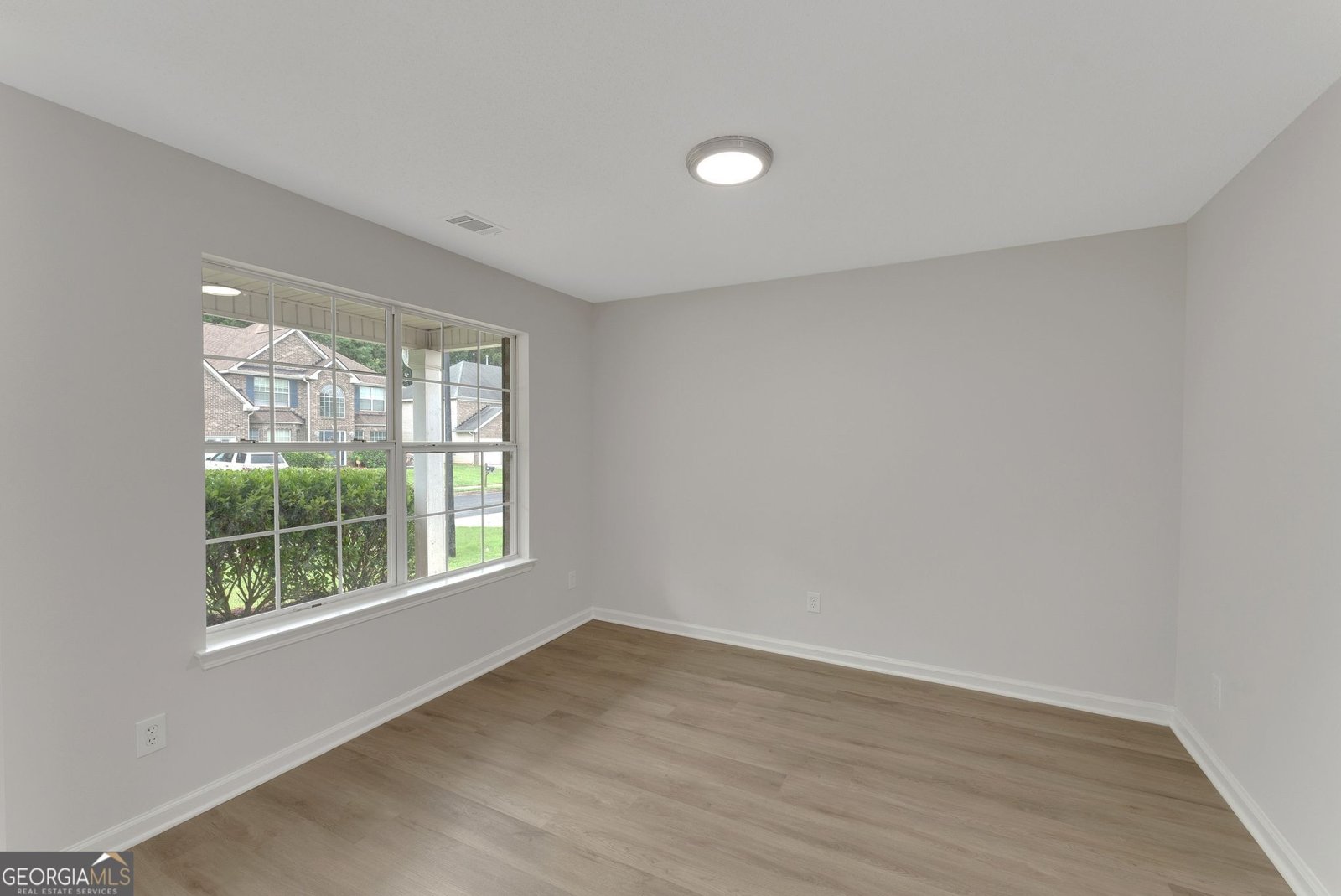 907 Brisley Circle Hampton - 16