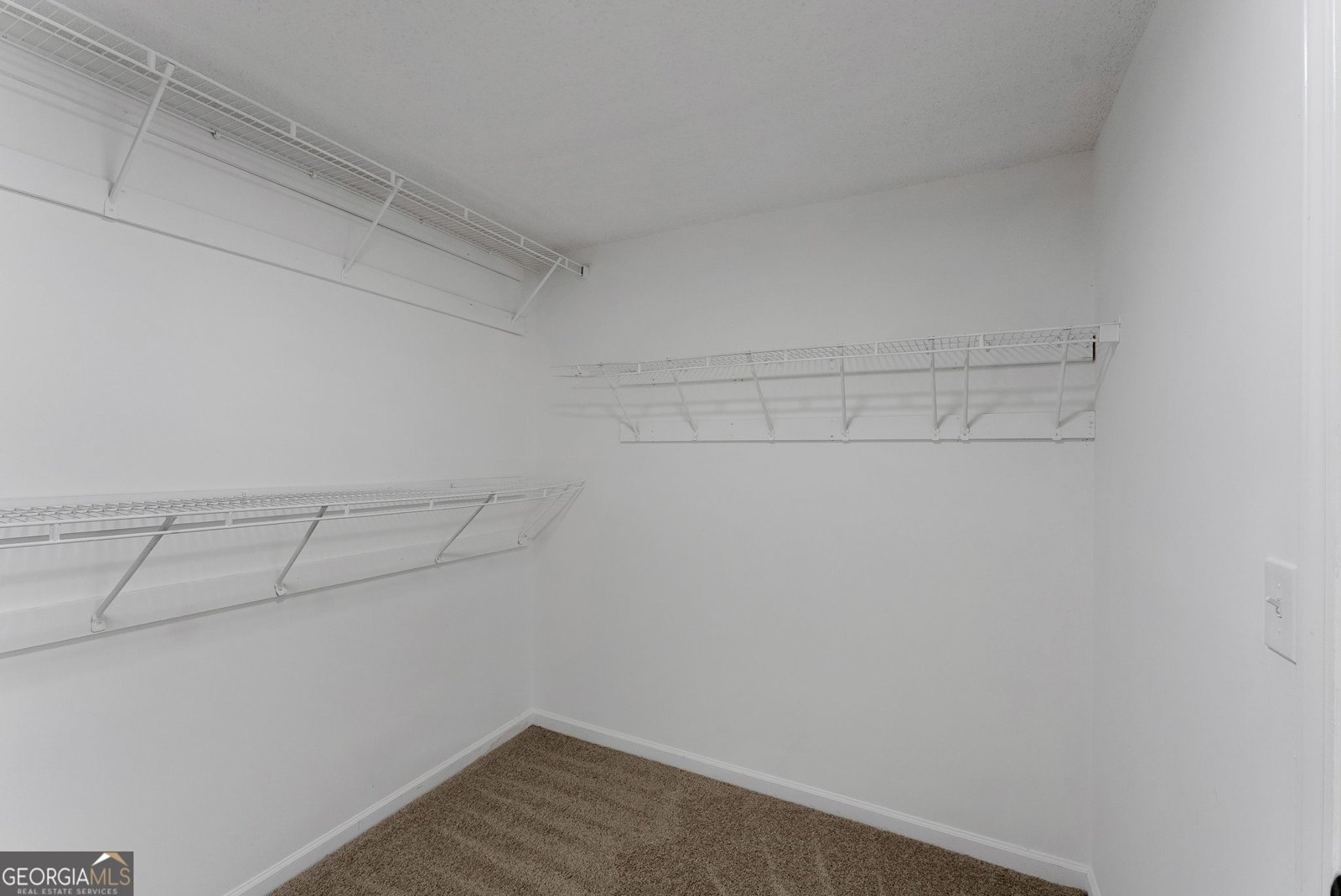 907 Brisley Circle Hampton - 26