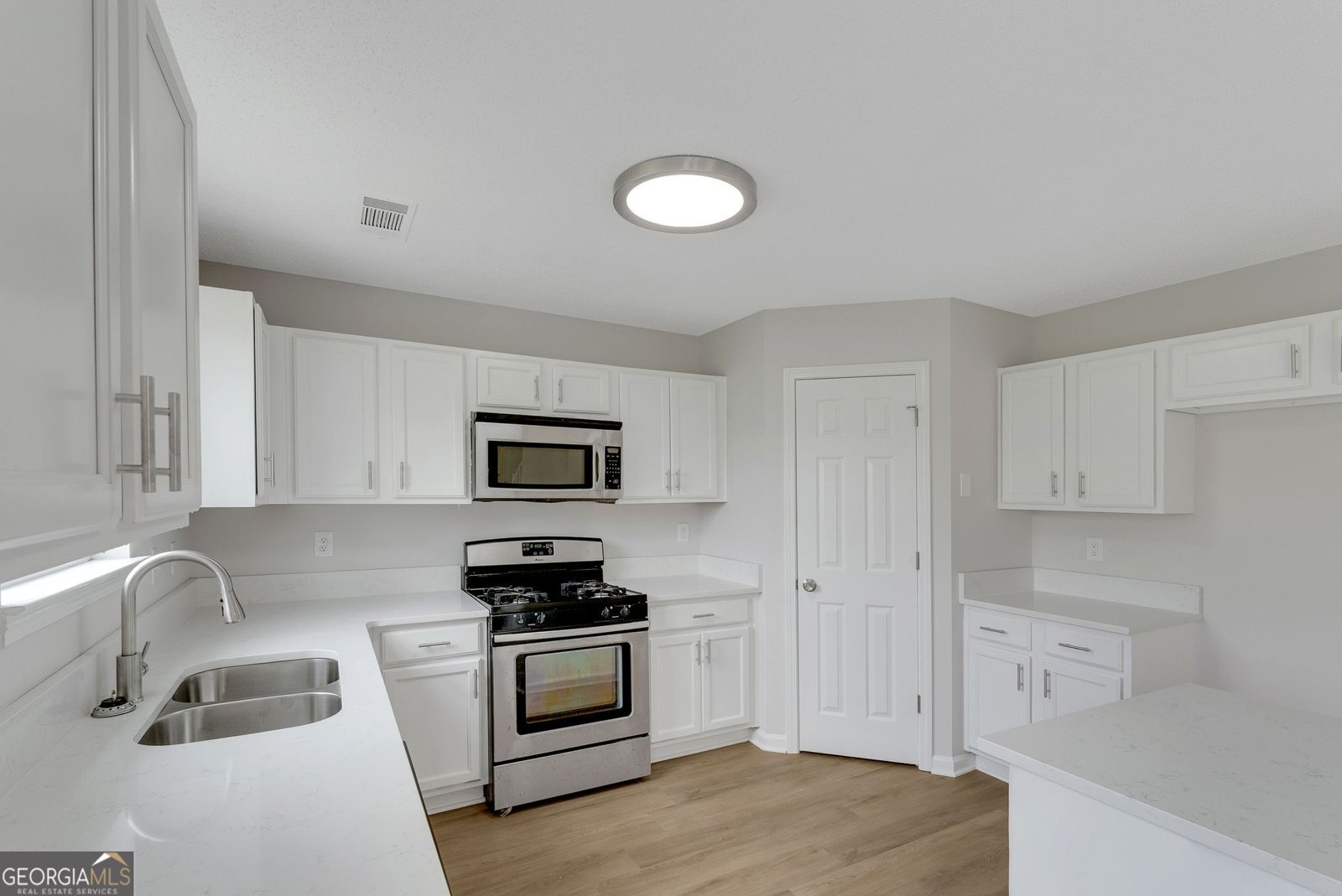 907 Brisley Circle Hampton - 6