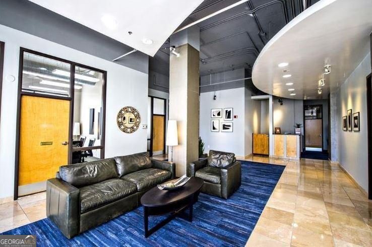 120 Ralph Mcgill Boulevard Atlanta - 18