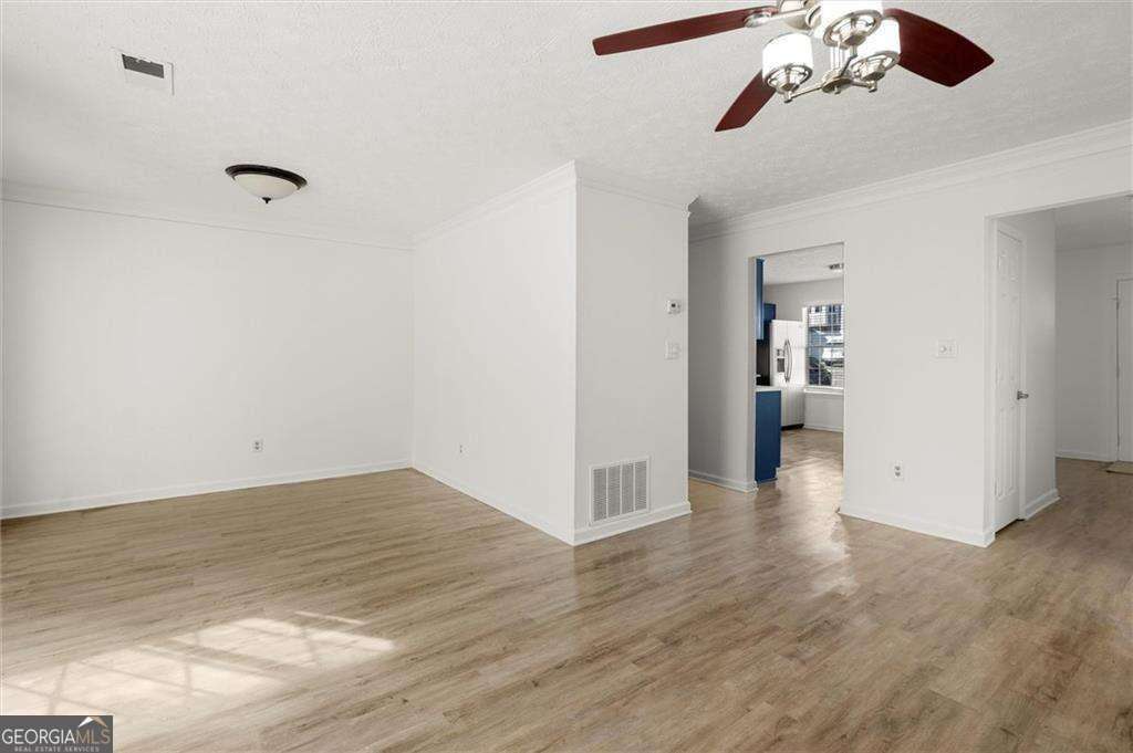 3859 Meadow Creek Drive Peachtree Corners - 14