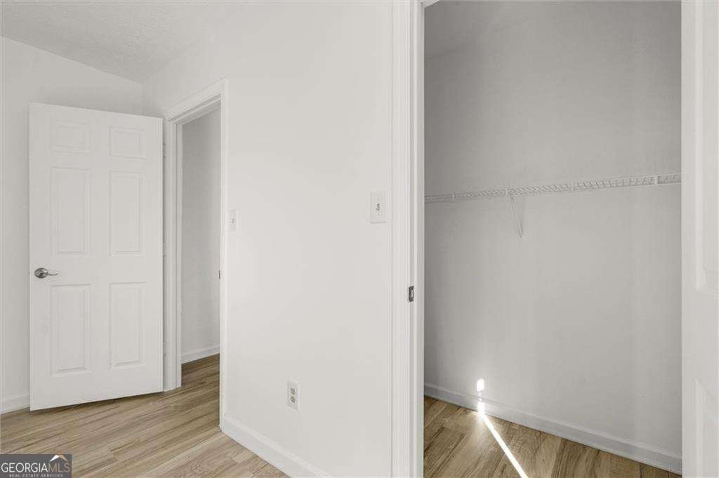 3859 Meadow Creek Drive Peachtree Corners - 32