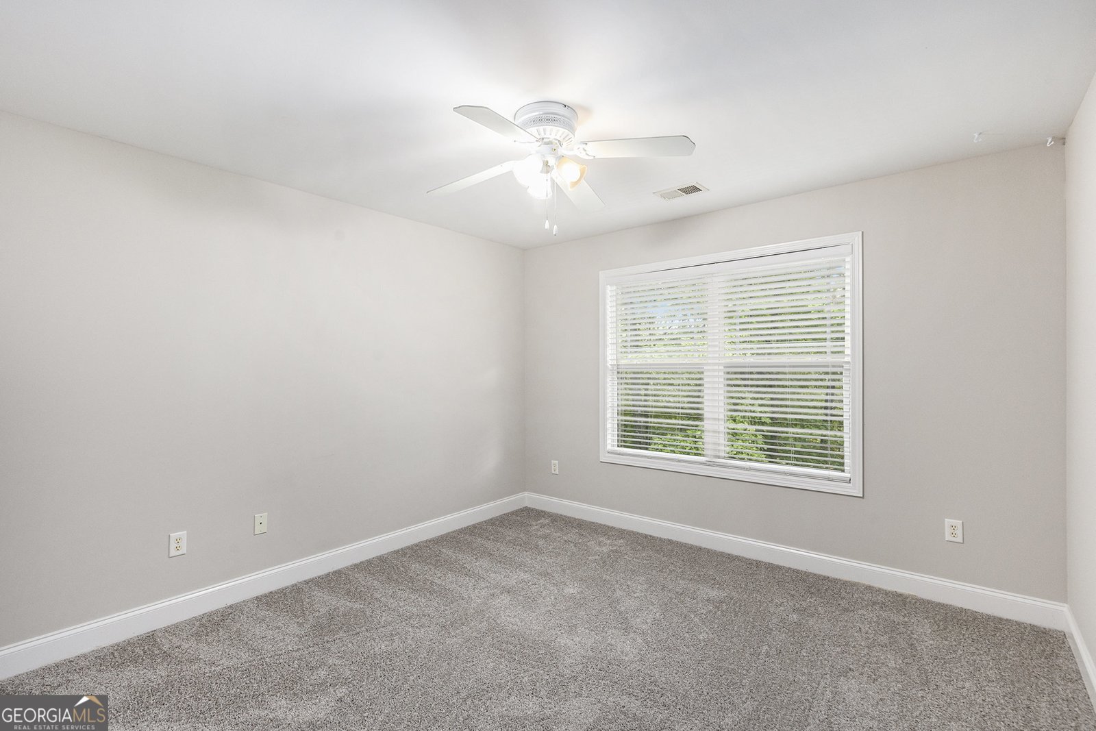 8390 Mossybrook Lane Douglasville - 33