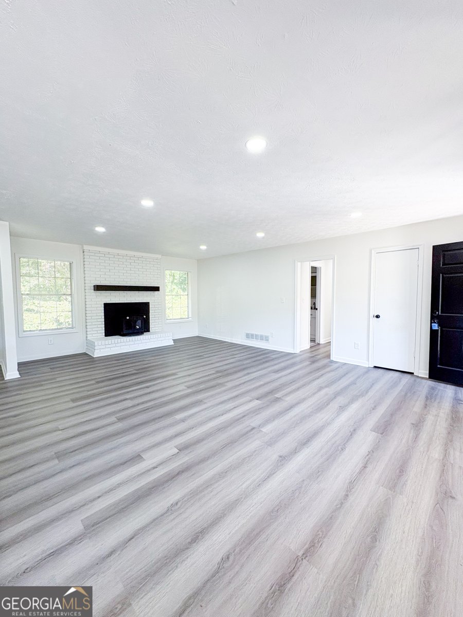 1667 Park Place Lithia Springs - 2