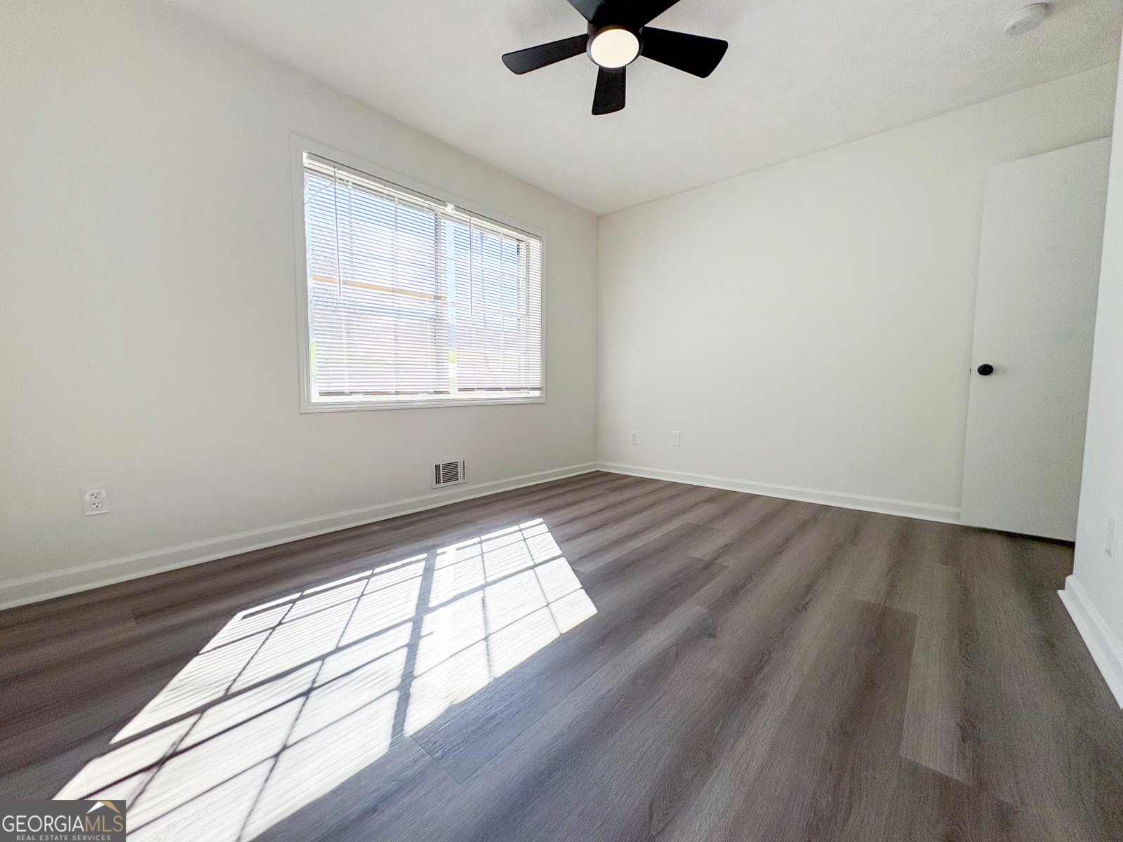 1667 Park Place Lithia Springs - 29
