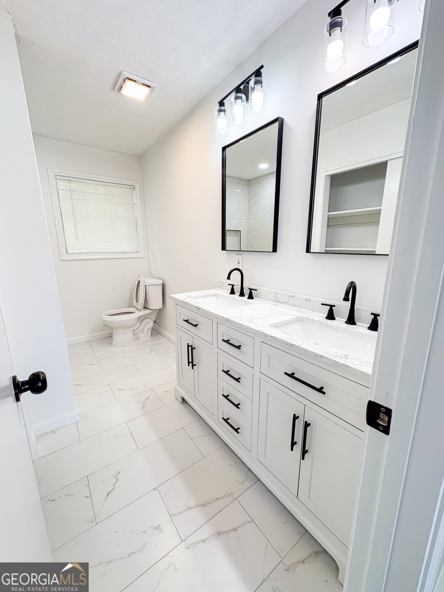 1667 Park Place Lithia Springs - 33