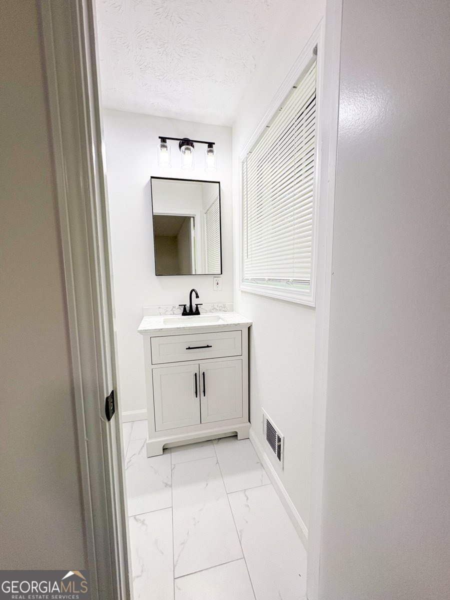 1667 Park Place Lithia Springs - 38