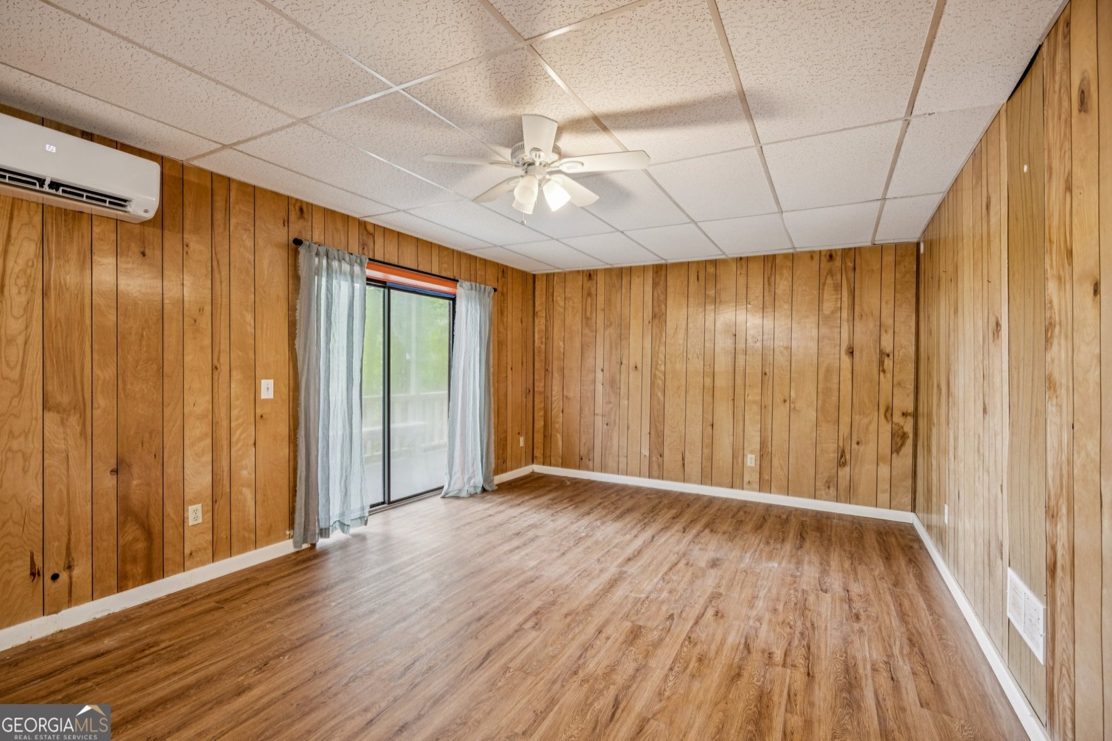 4113 White Oak Drive Hiawassee - 32