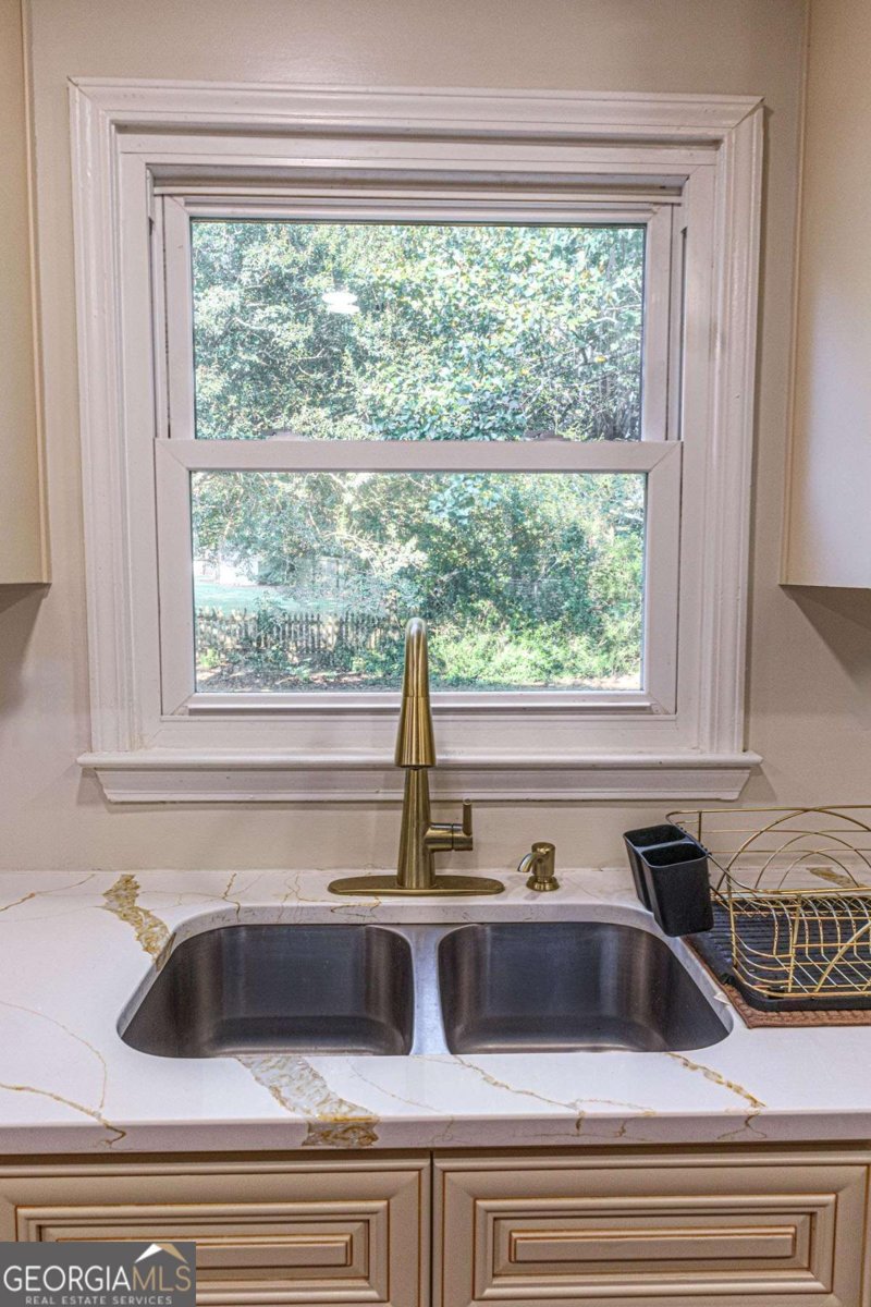 4970 HULL Road Conyers - 3
