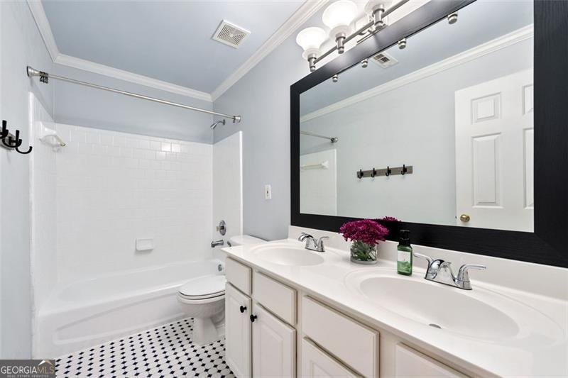 5096 AKARD Court Suwanee - 35