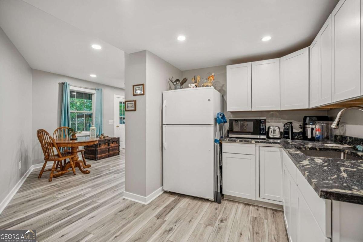9320 Chestatee Court Gainesville - 27