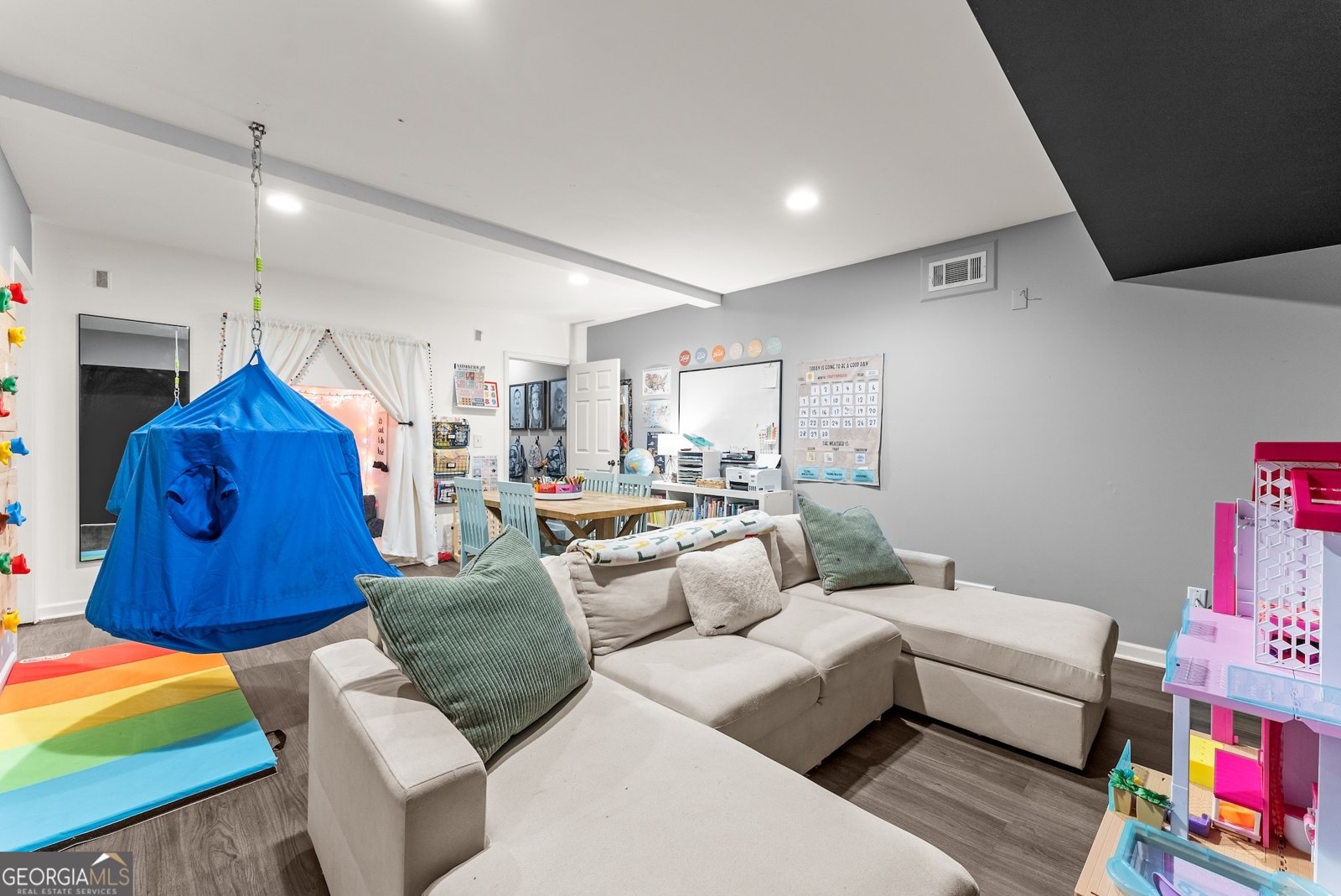 7820 Mosswood Lane Gainesville - 35