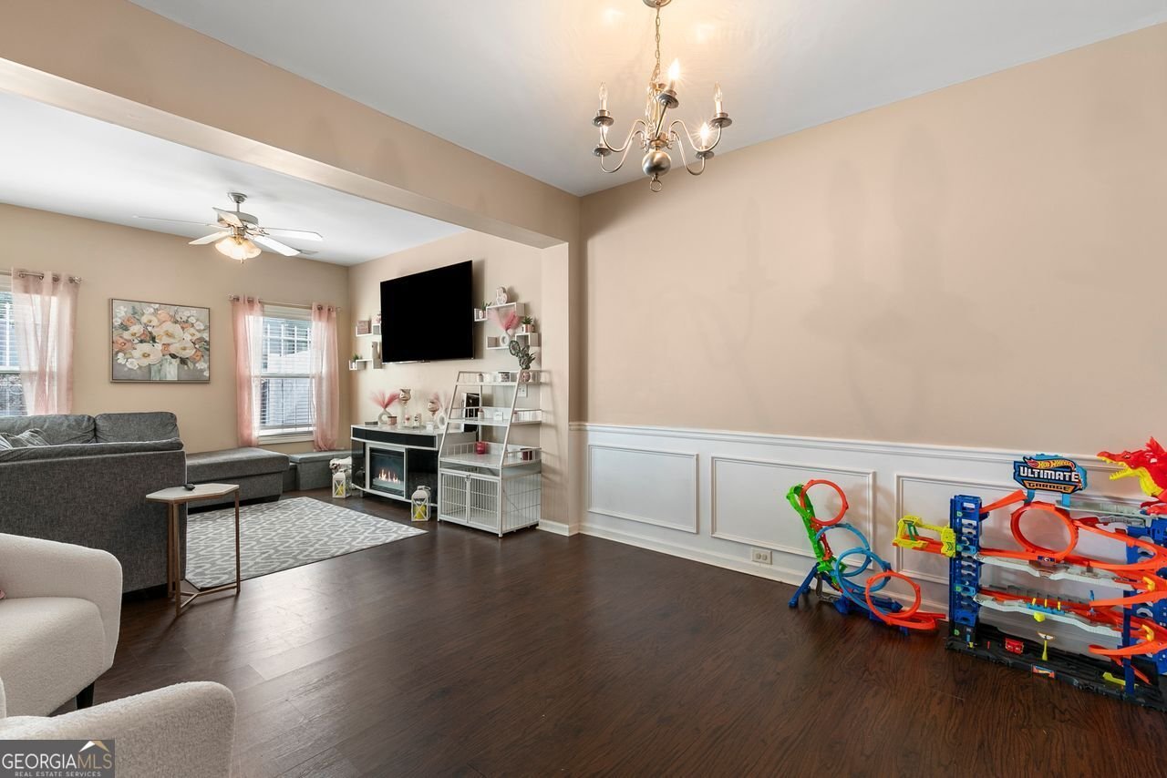 2555 FLAT SHOALS Road Atlanta - 1