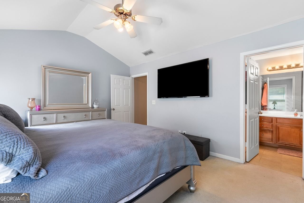 2555 FLAT SHOALS Road Atlanta - 14