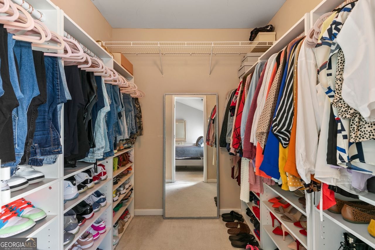 2555 FLAT SHOALS Road Atlanta - 15