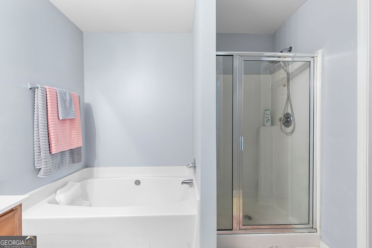 2555 FLAT SHOALS Road Atlanta - 17