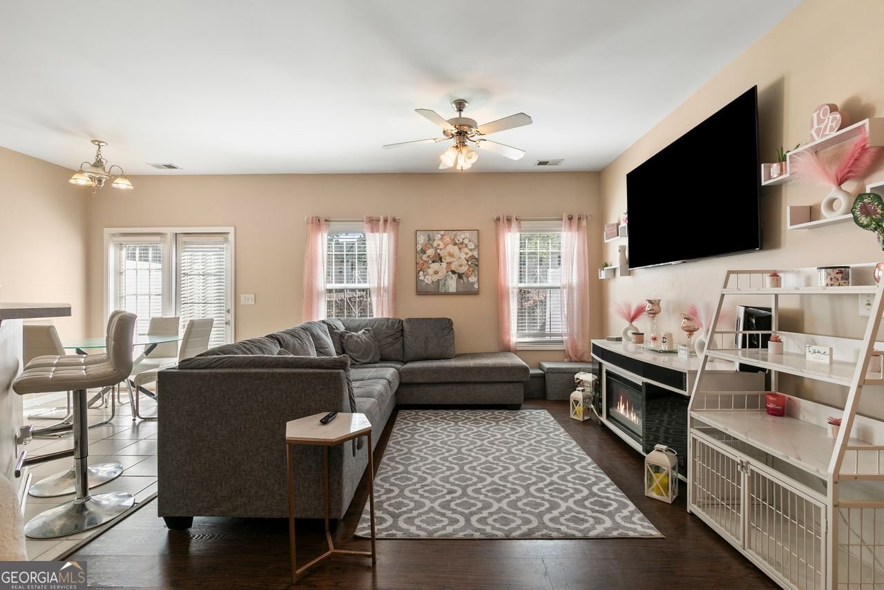 2555 FLAT SHOALS Road Atlanta - 2