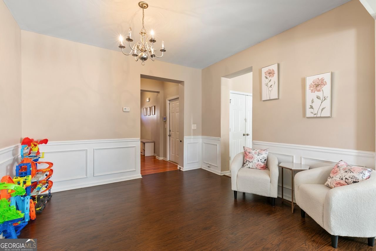 2555 FLAT SHOALS Road Atlanta - 4