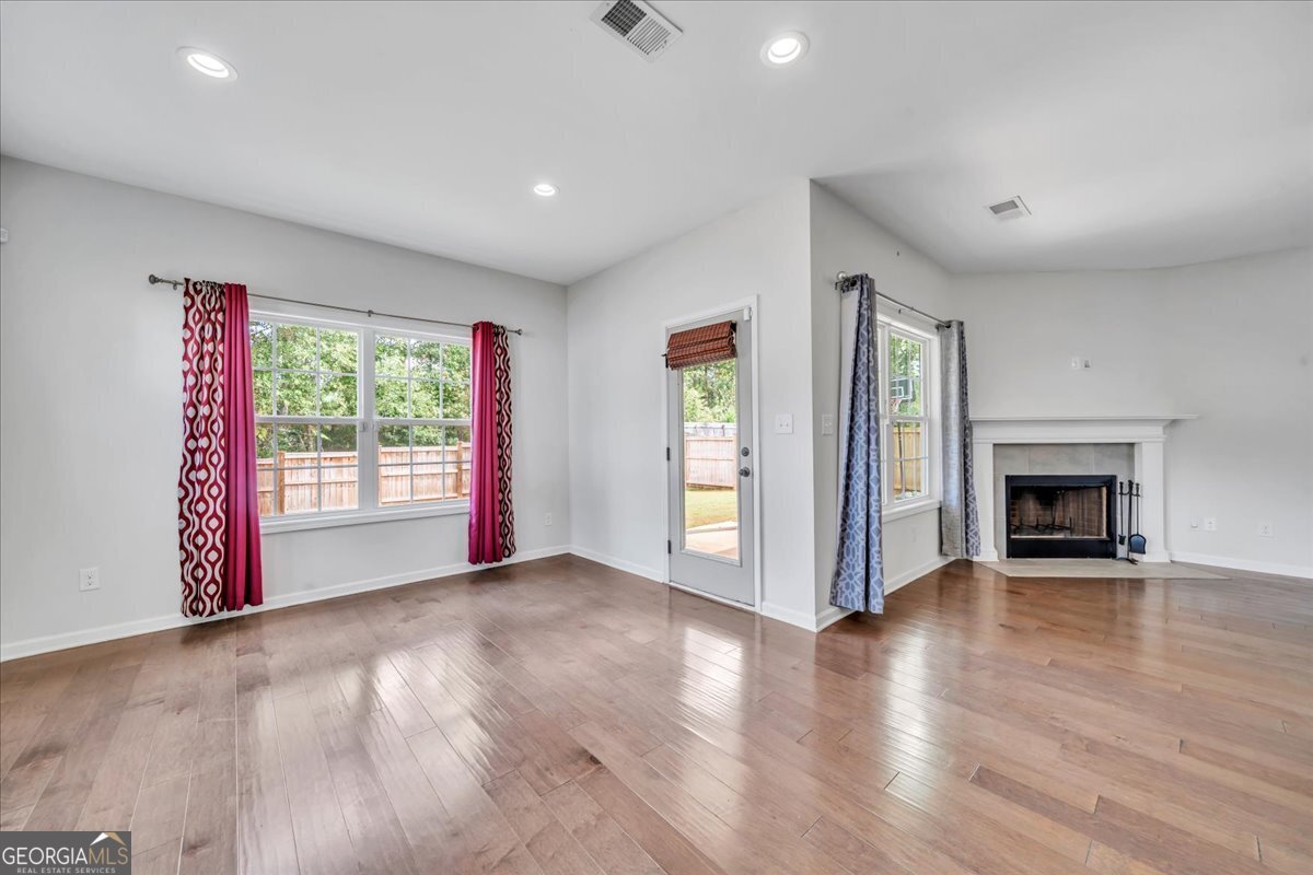 1177 Victorian Boulevard Forsyth - 17