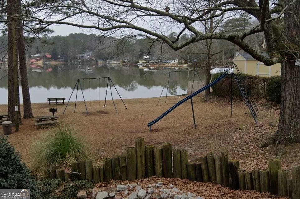 8515 Lake Drive Snellville - 12