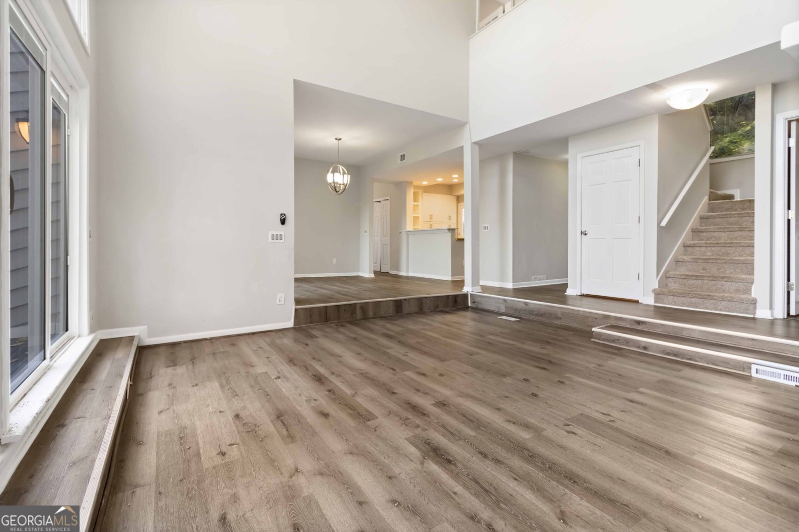 8515 Lake Drive Snellville - 28