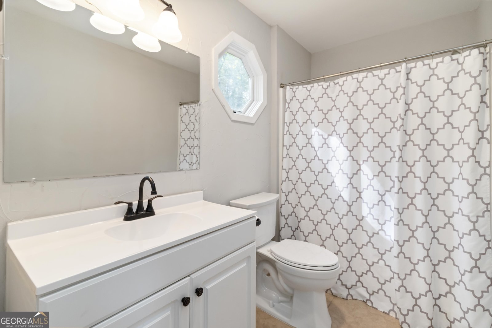 8515 Lake Drive Snellville - 34