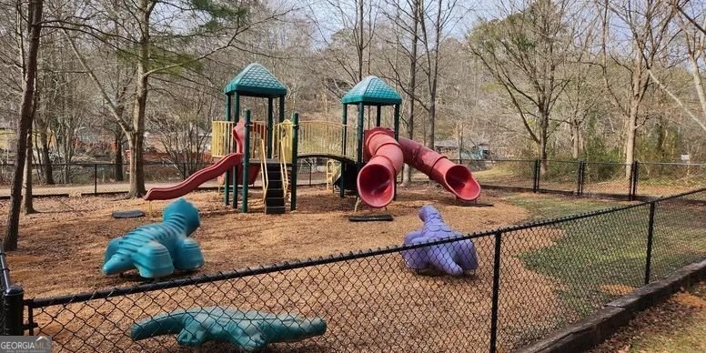 8515 Lake Drive Snellville - 53