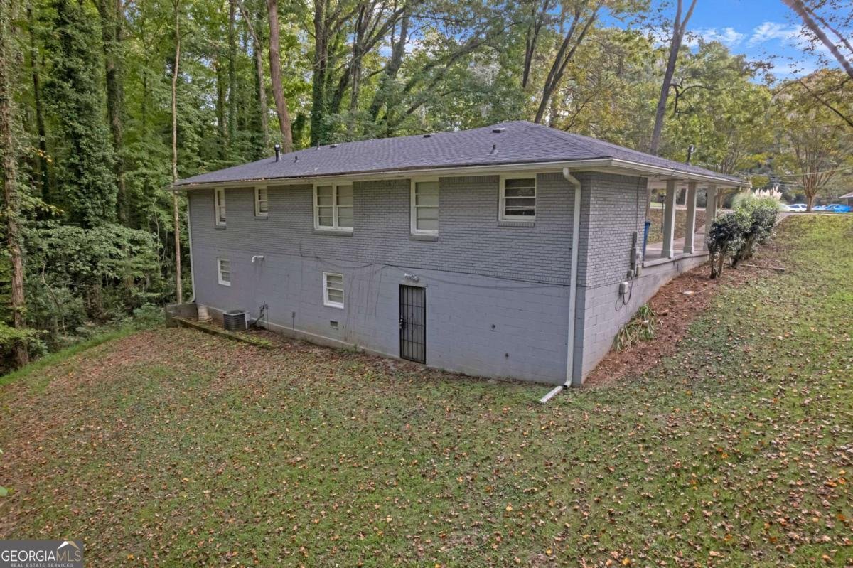 2383 Edgewater Drive Atlanta - 29