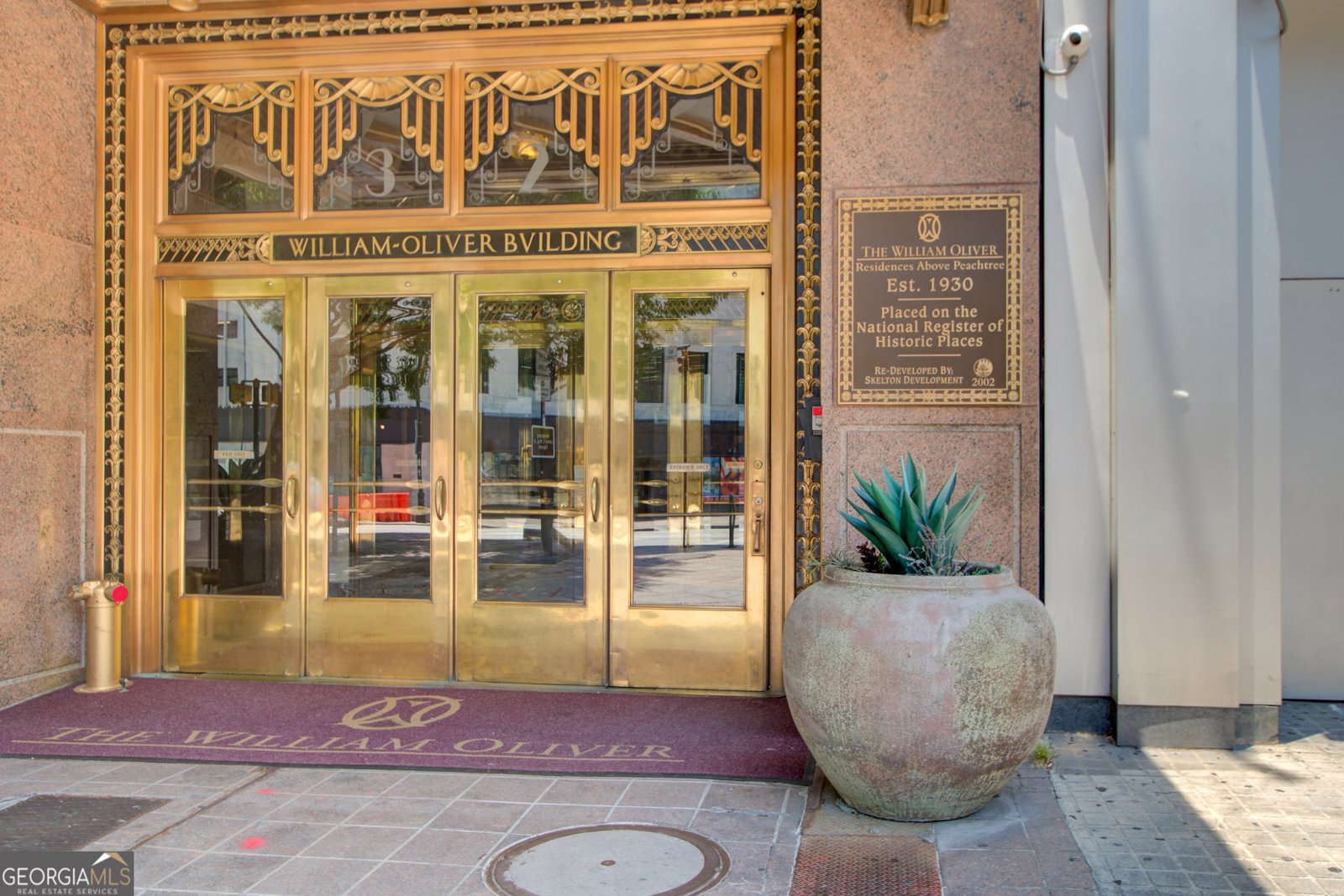 32 PEACHTREE Street Atlanta - 1