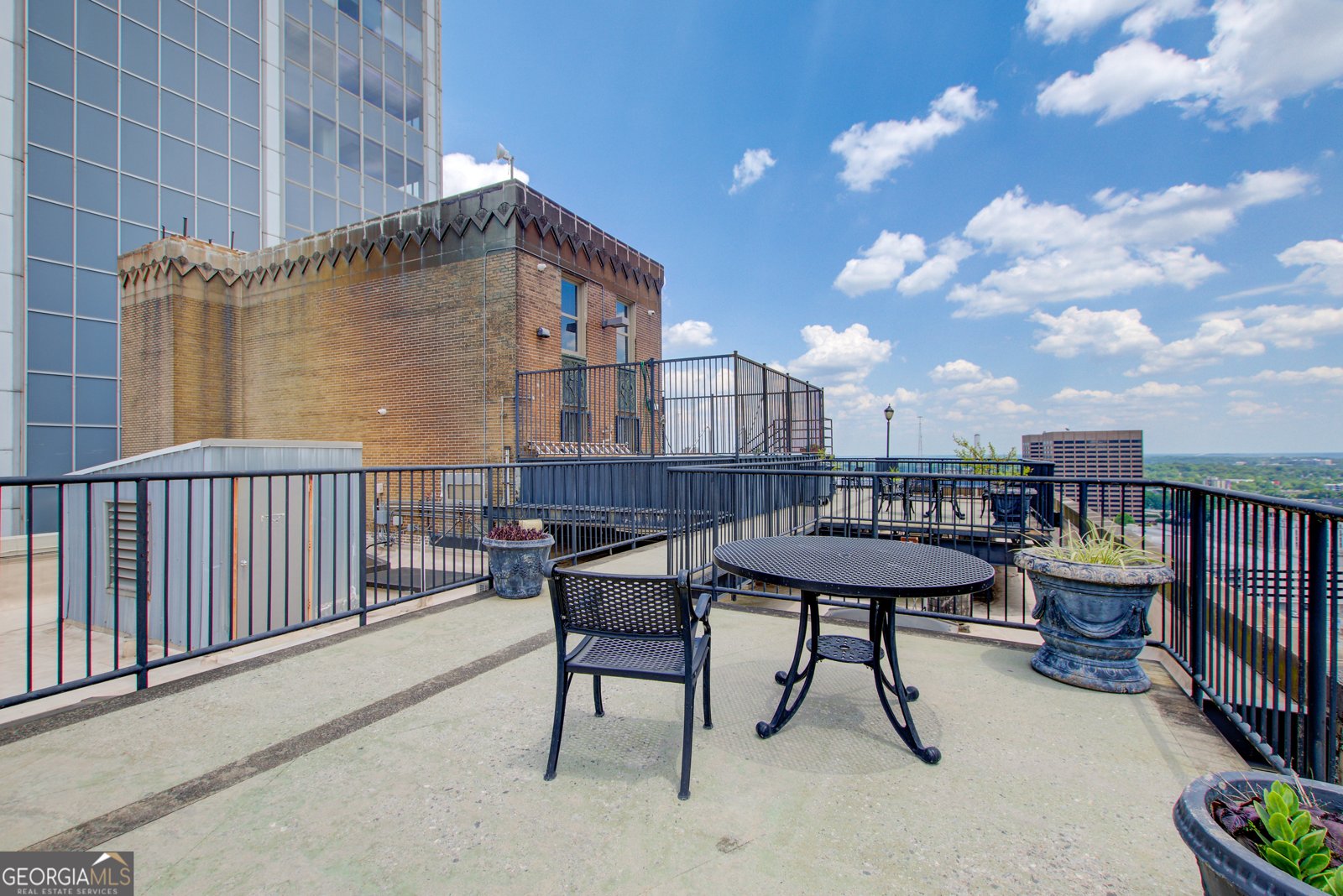 32 PEACHTREE Street Atlanta - 17