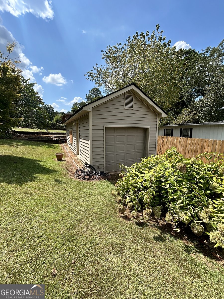 2334 Connally Drive East Point - 4