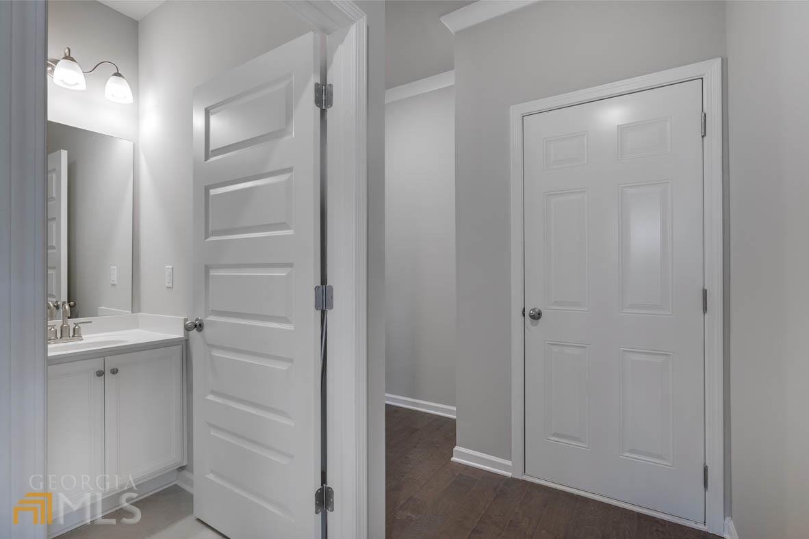 1921 Endress Circle Hampton - 43