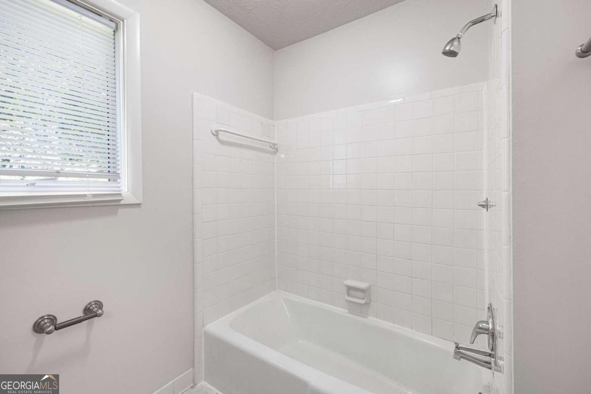 3611 Concordia Road Decatur - 17