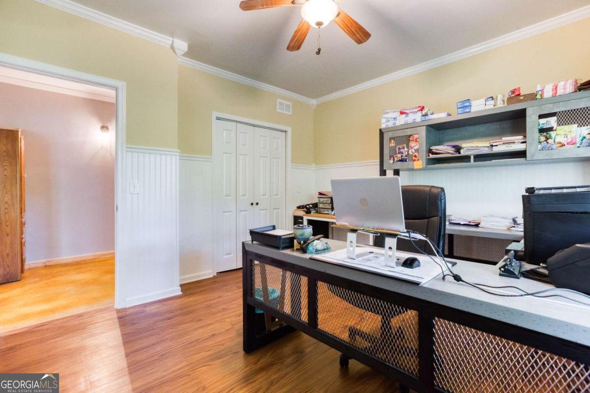 2334 FISHER Drive Loganville - 18