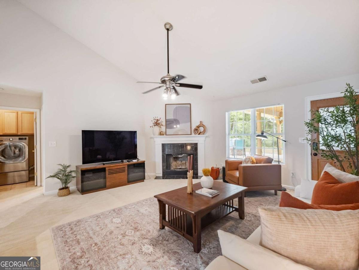 330 Joshua Way Hoschton - 4