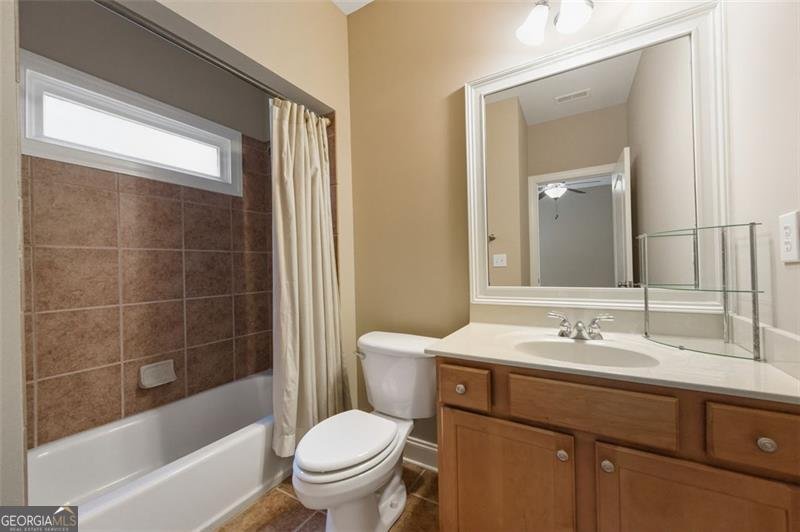 2805 IVY HILL Drive Buford - 33