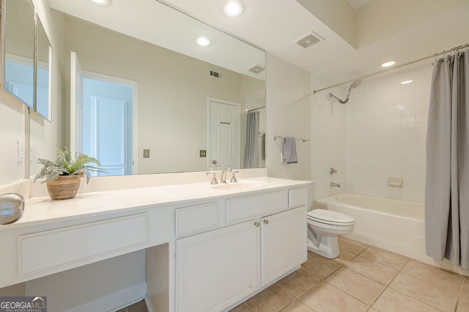 3777 Peachtree Road Brookhaven - 29