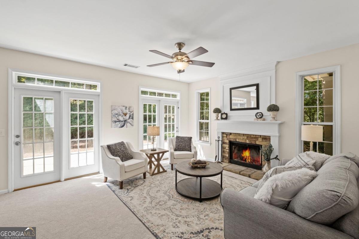 390 Sablewood Drive Milton - 5