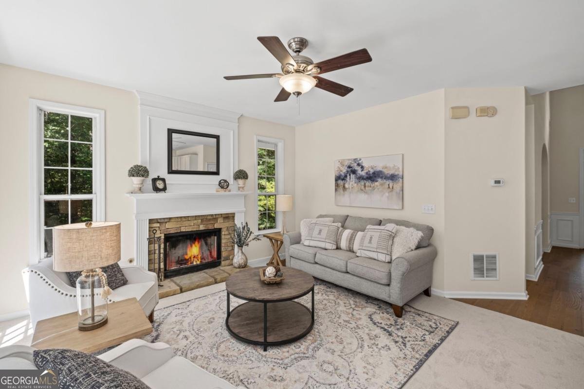 390 Sablewood Drive Milton - 6