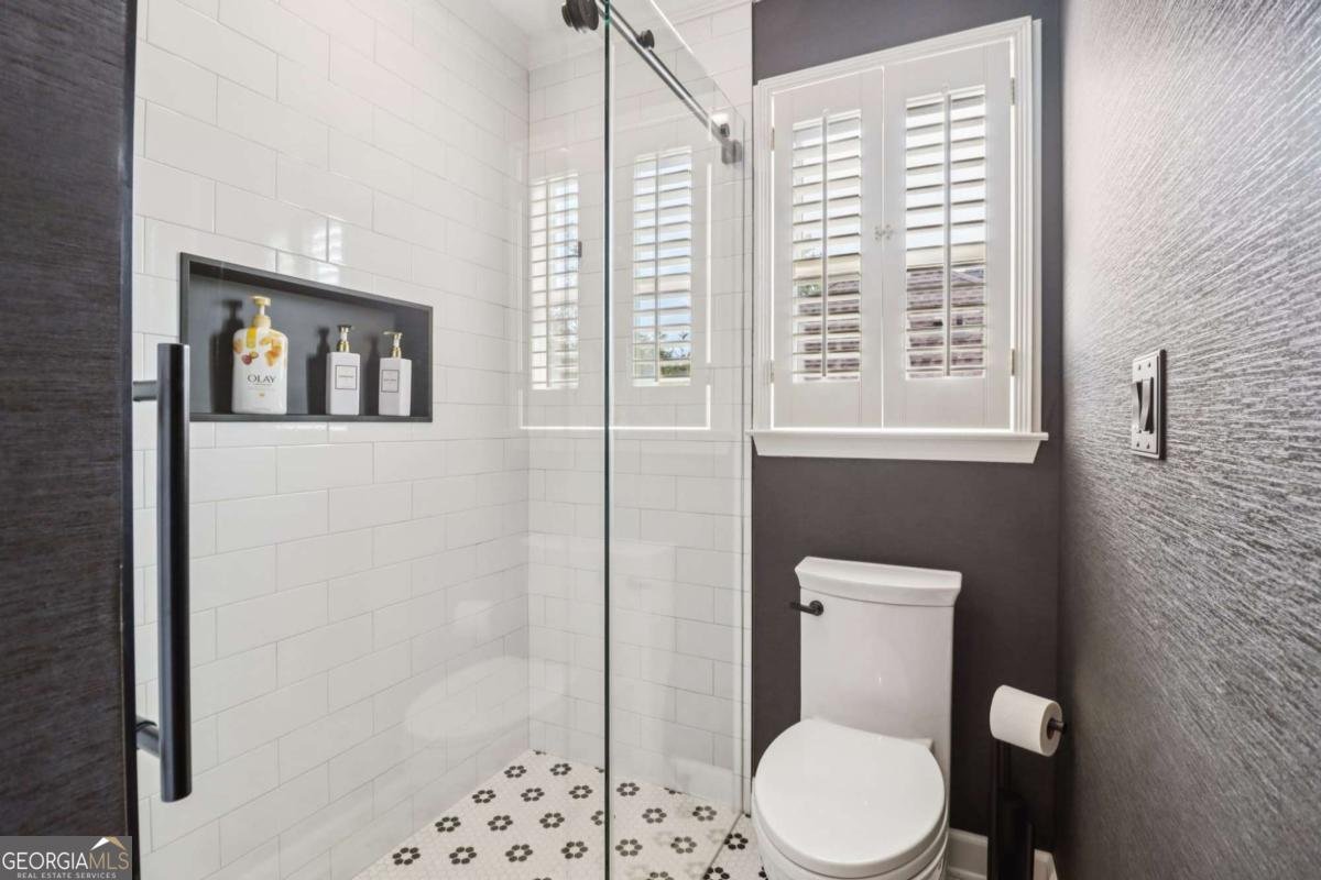 5379 Windsor Green Court Mableton - 5
