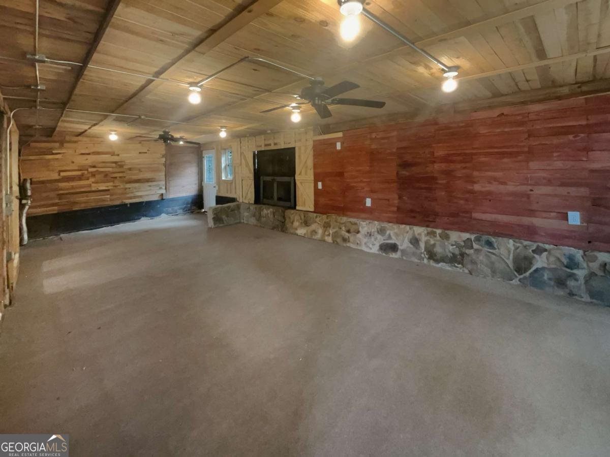 692 Suholden Circle Marietta - 1