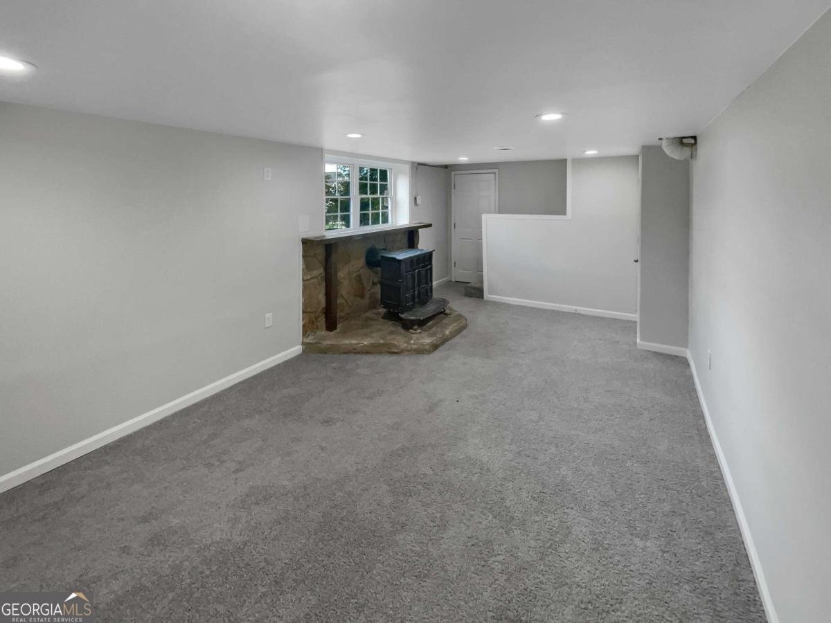 692 Suholden Circle Marietta - 15