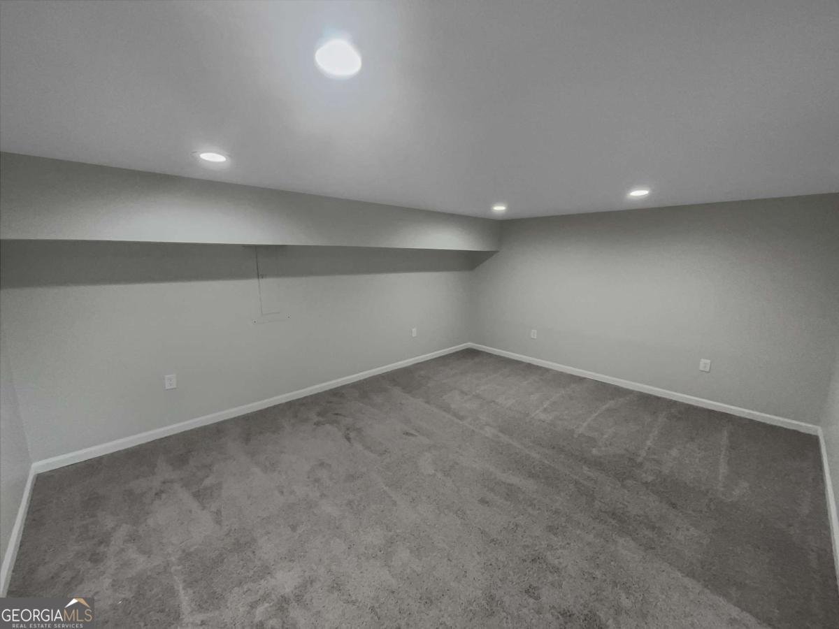 692 Suholden Circle Marietta - 16