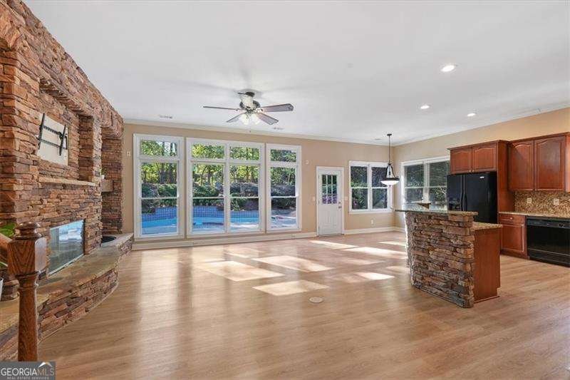 1065 Beacon Hill Crossing Alpharetta - 13