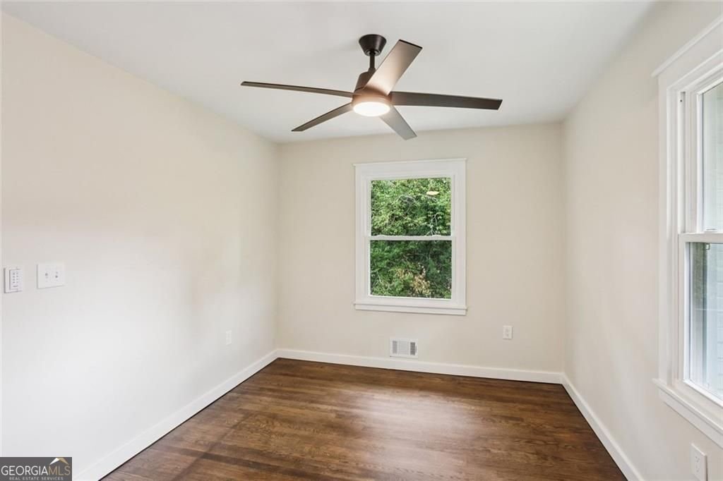 2152 Edgemore Drive Atlanta - 3